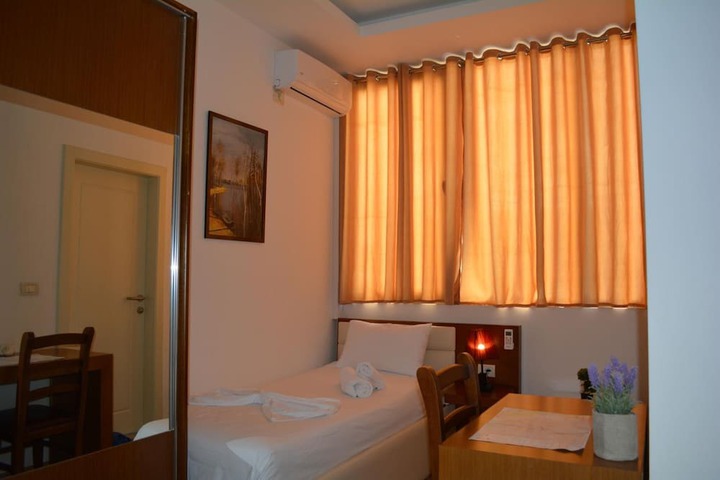 Room 20 of 55