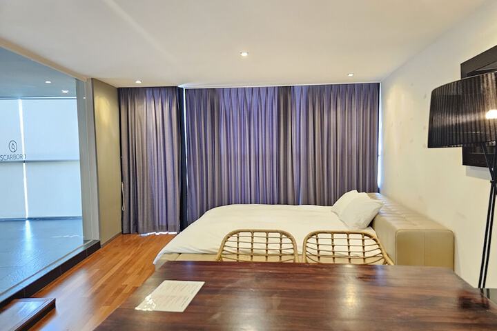 Room 133 of 138