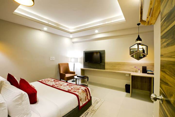 Room 8 of 52