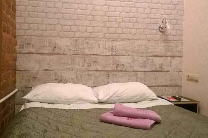 Room 9 of 31