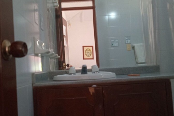 Room 42 of 89