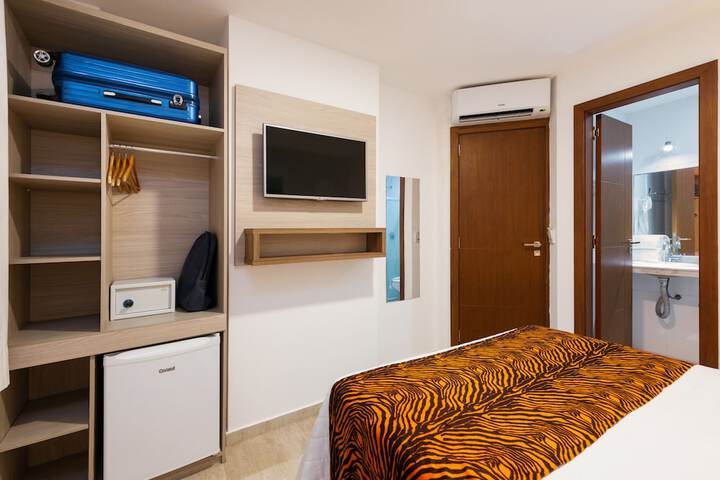 Room 7 of 54