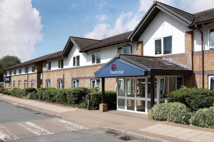 Travelodge Bicester Cherwell Valley M40