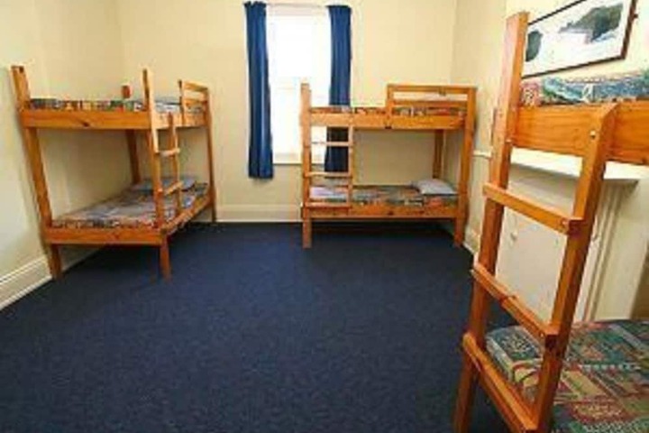 Room 4 of 55
