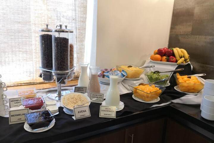 Breakfast area