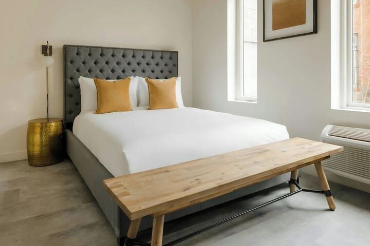 Room 3 of 19