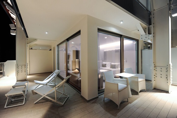 Room 20 of 71
