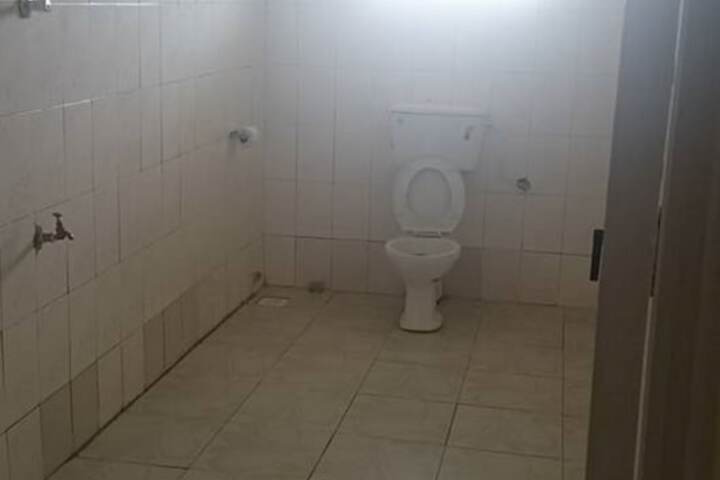 Room 12 of 20