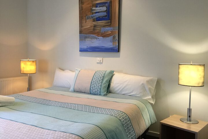 Room 3 of 62