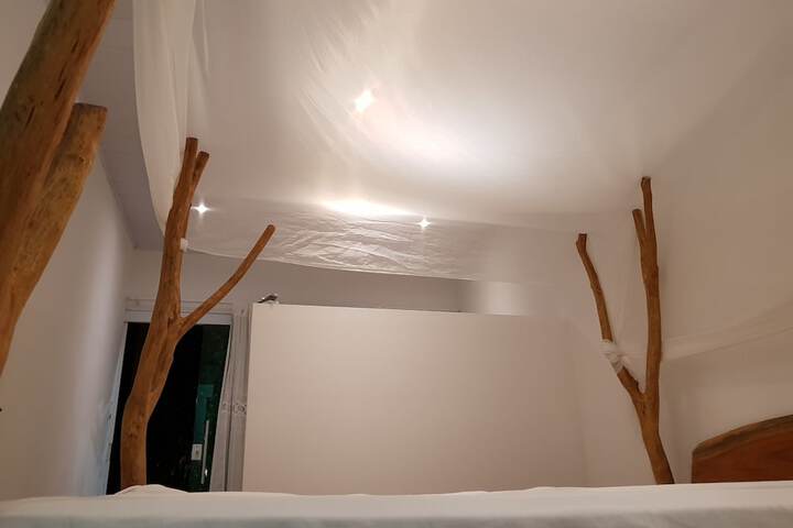 Room 66 of 79
