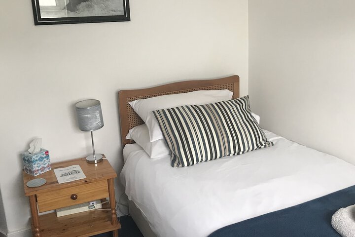 Room 4 of 22