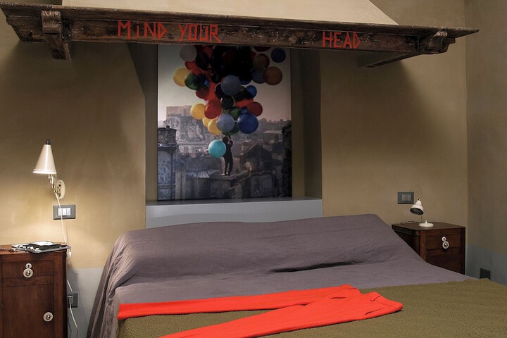 Room 14 of 39