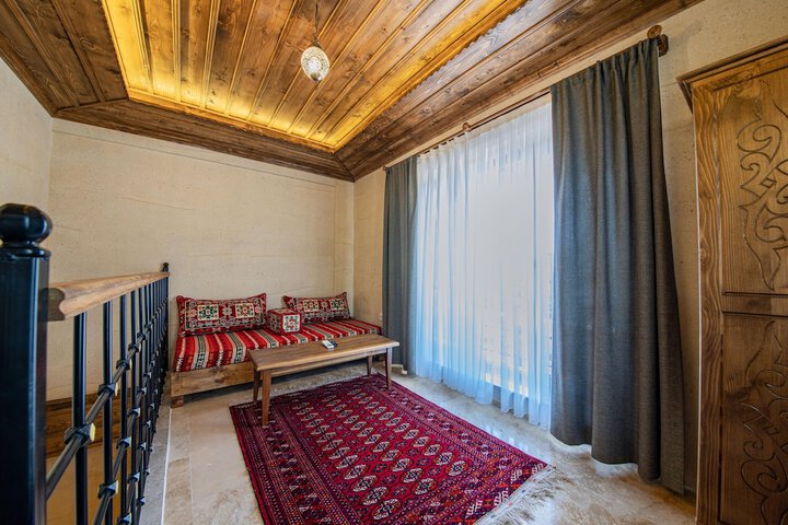 Room 46 of 86