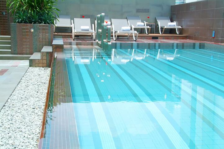 Hotel with Pool
