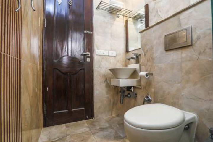 Room 2 of 13