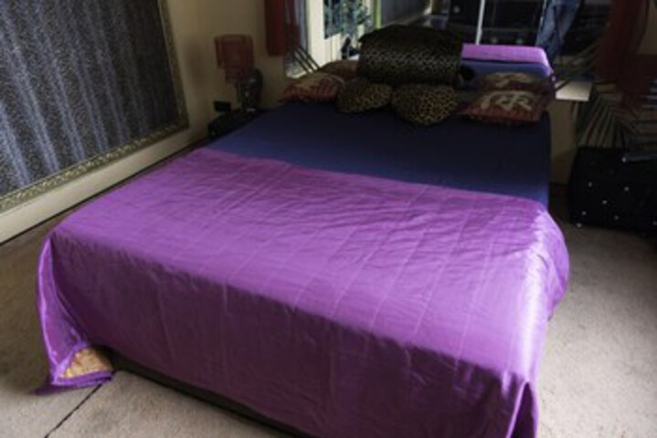 Room 10 of 26