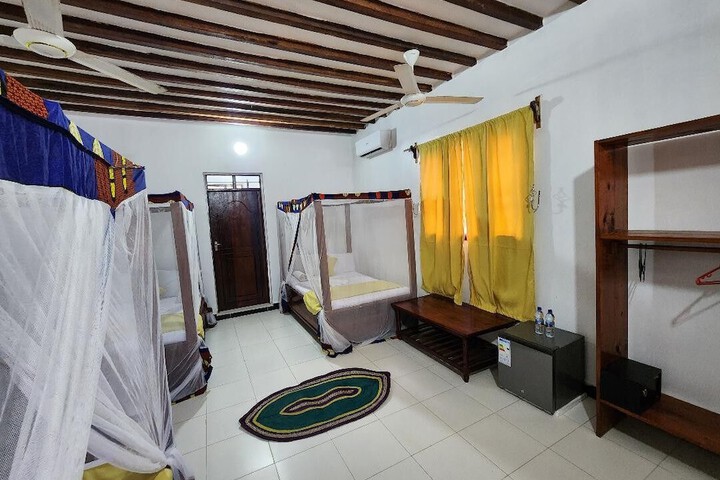 Room 21 of 55
