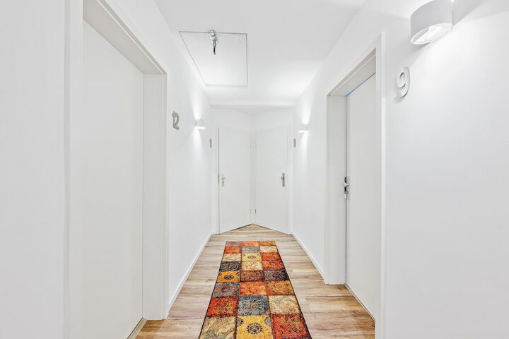 Ballroom/Hall 39 of 45