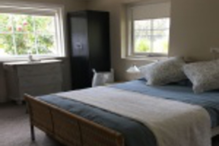 Room 73 of 144