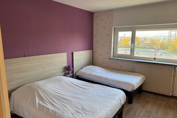 Room 8 of 13