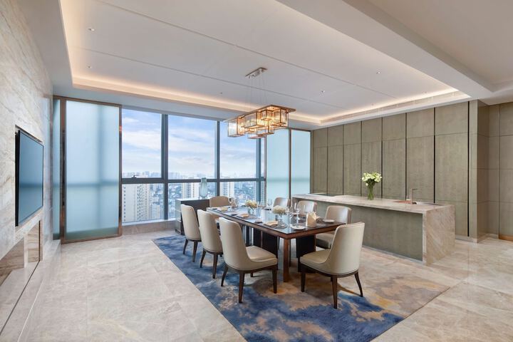 Room 20 of 49