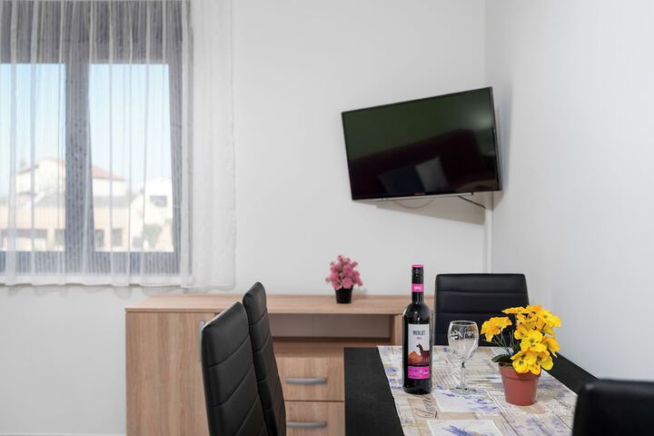 Room 35 of 88