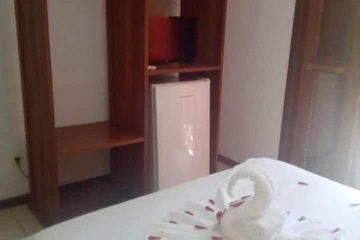 Room 3 of 25