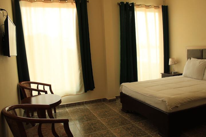 Room 5 of 39