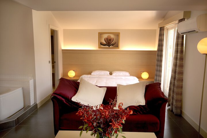 Room 20 of 63