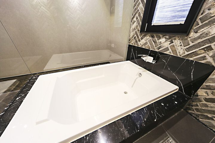 Clean Restrooms