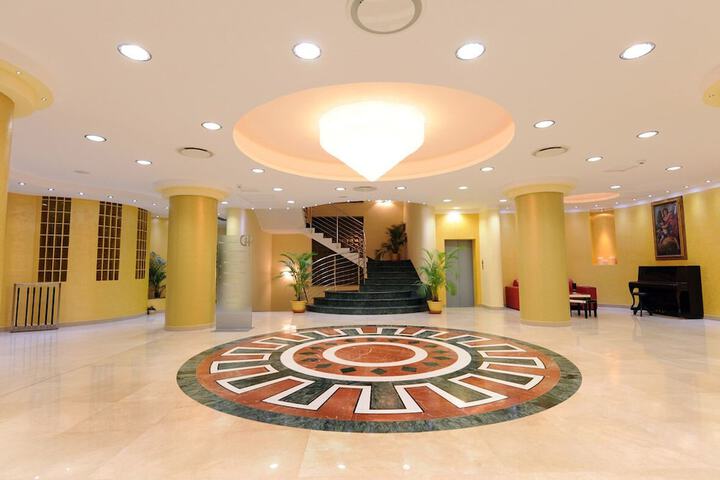 Hotel Interior 3 of 98