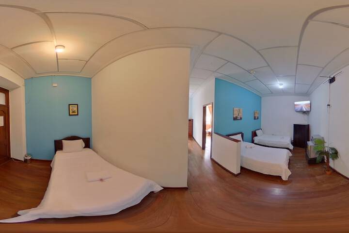 Room 20 of 42