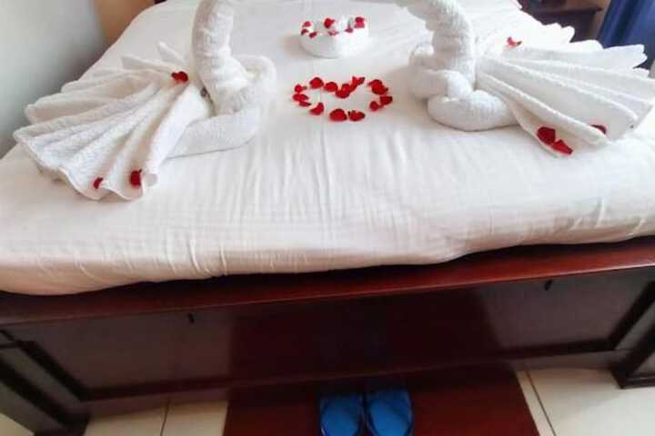 New Carnation Hotel