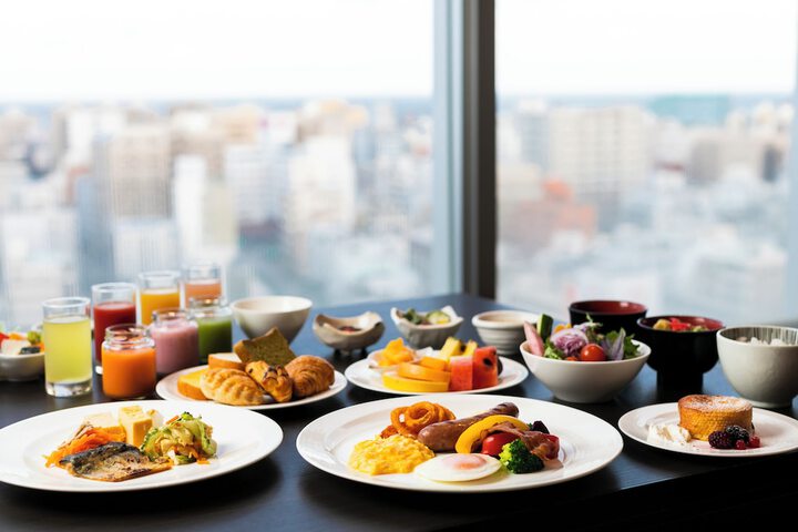 Dining 95 of 130