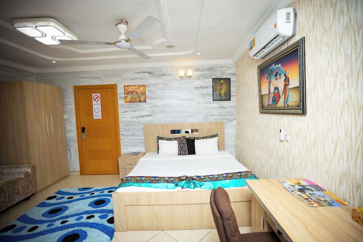 Room 48 of 130