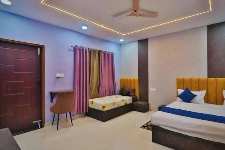 Room 28 of 46