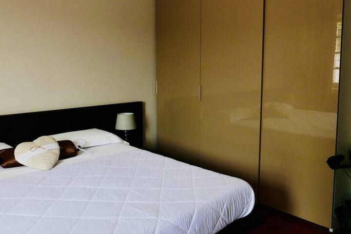 Room 11 of 44