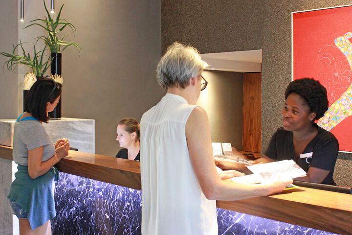Hotel 2 of 153