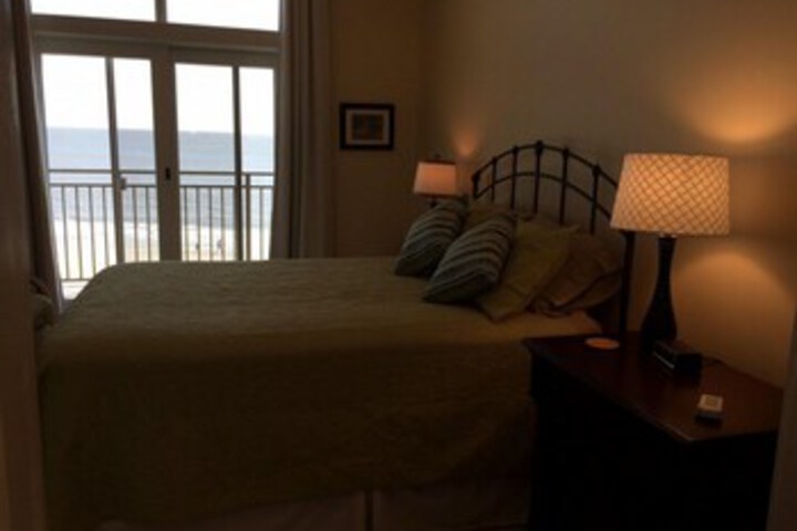 Room 68 of 74