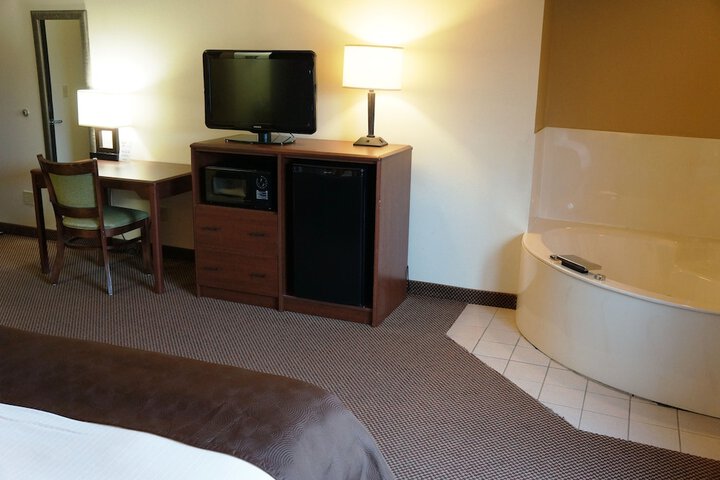 Jetted tub