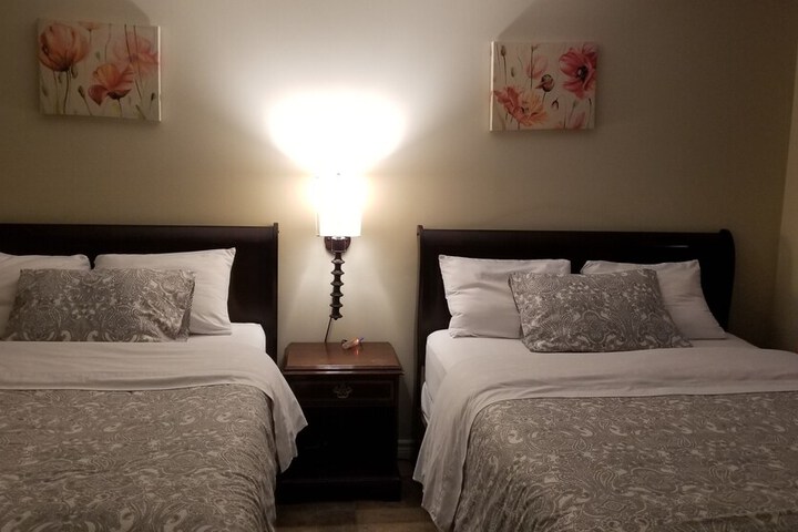 Room 63 of 163