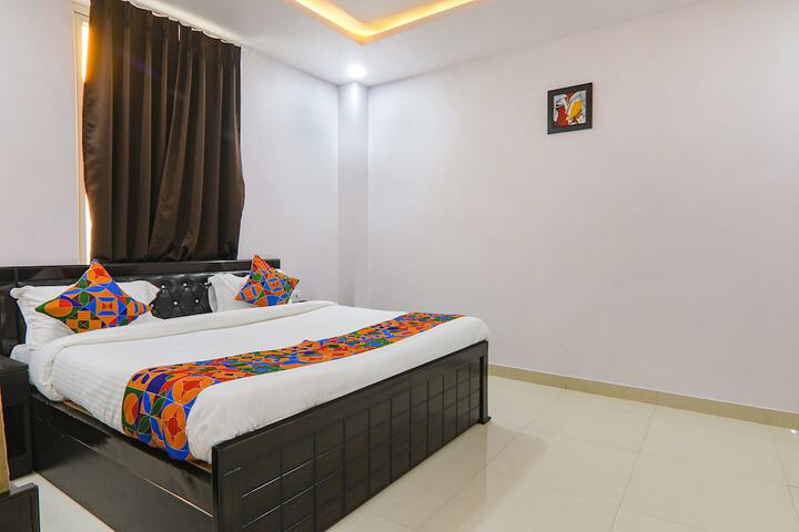 Room 14 of 31