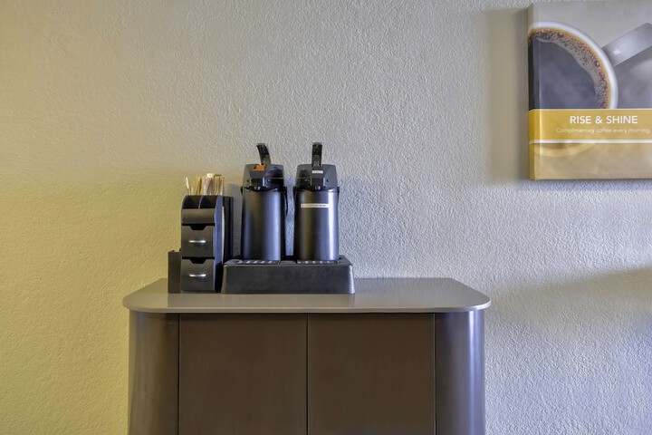 Hotel Interior 4 of 43