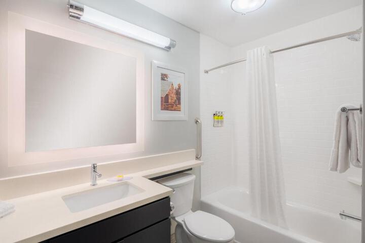 2 Queen Studio Suite (12 of 24)
