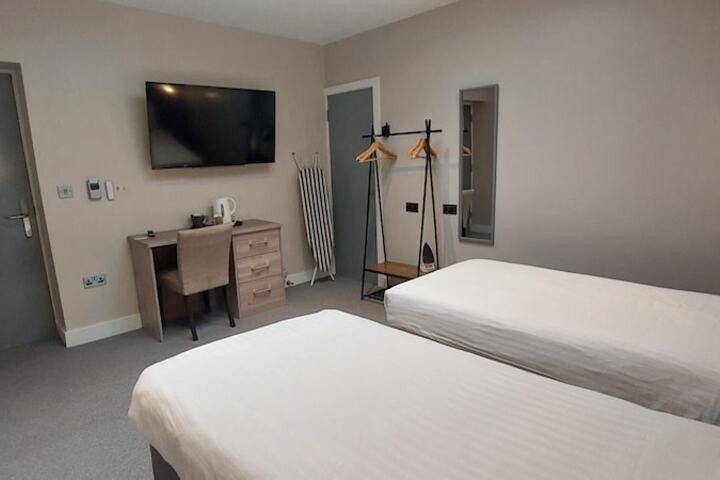 Room 19 of 29