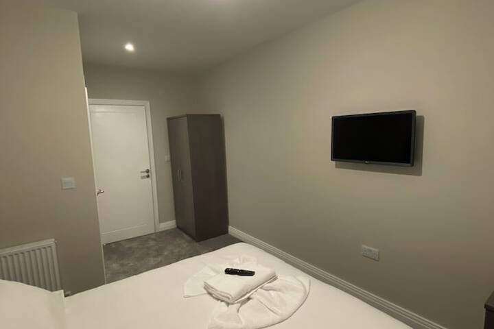 Room 12 of 29
