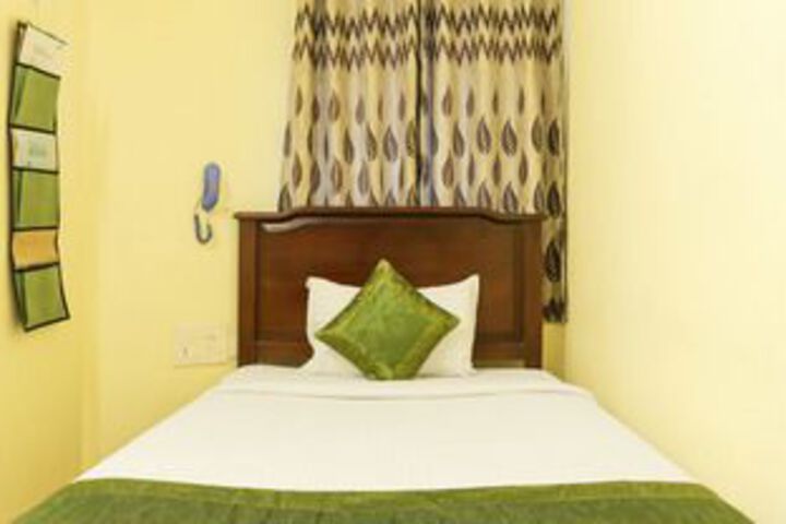 Room 21 of 43