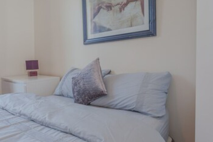 Room 21 of 27