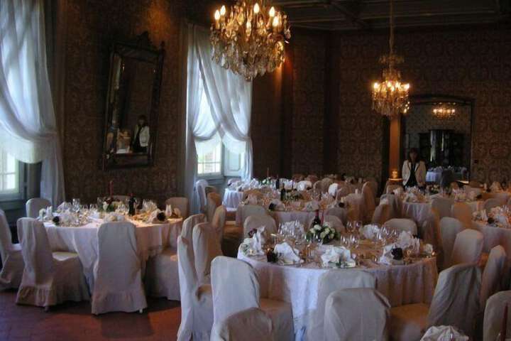 Ballroom/Hall 23 of 34