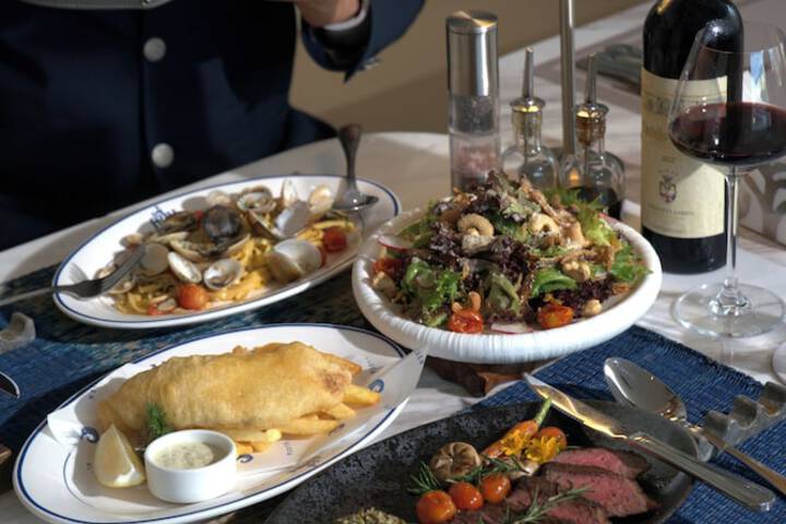 Dining 66 of 101